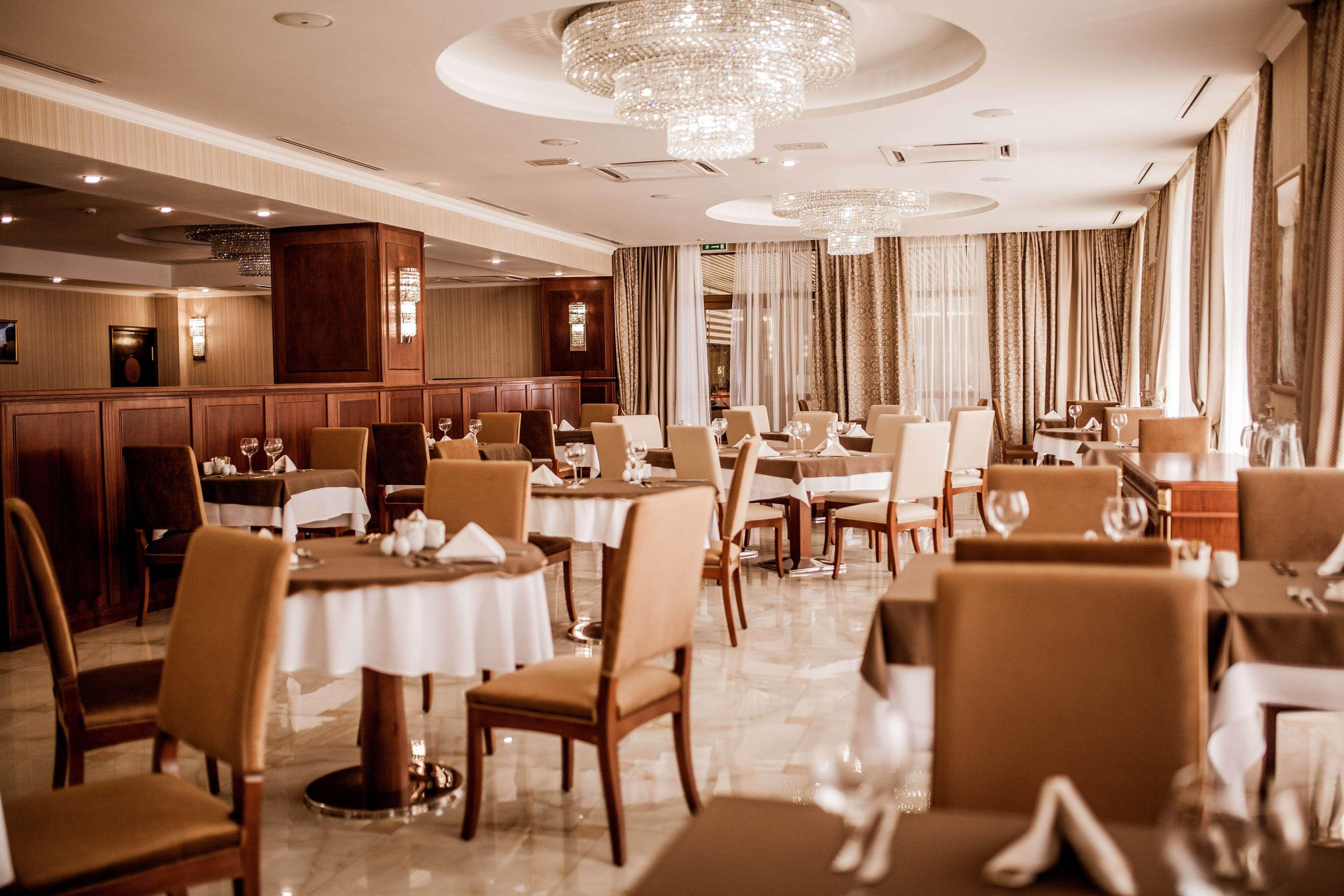 Ramada By Wyndham Almaty Hotel Luaran gambar