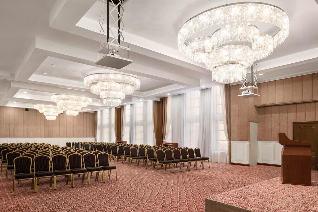 Ramada By Wyndham Almaty Hotel Luaran gambar