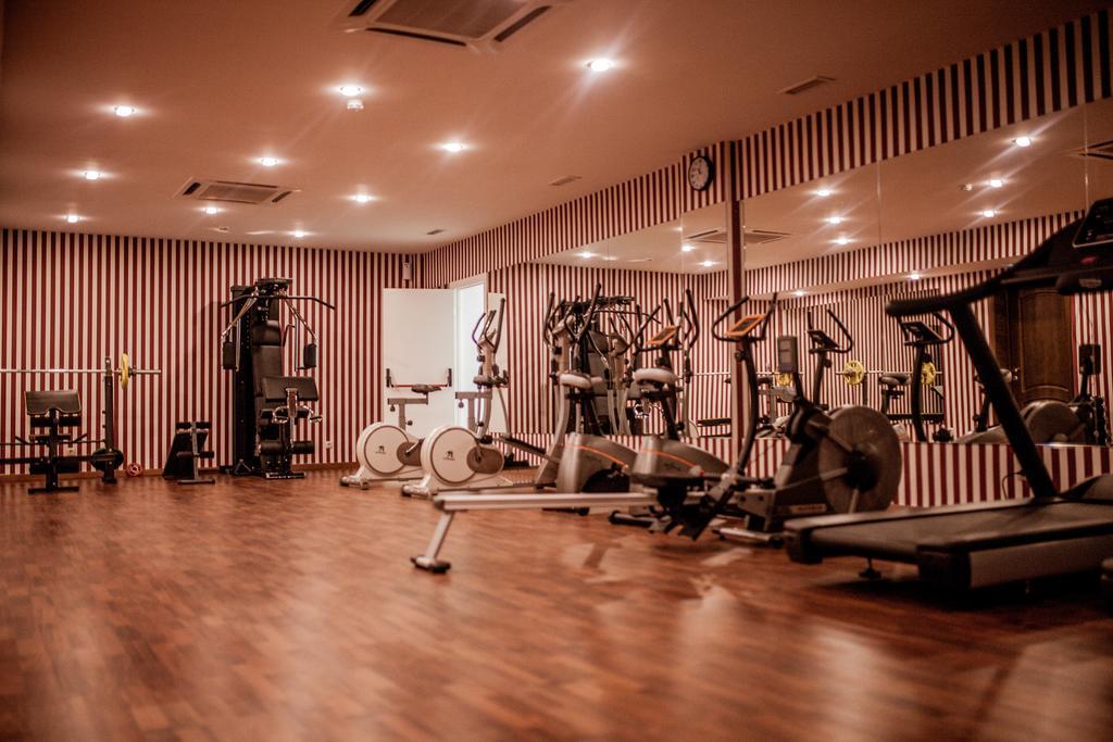 Ramada By Wyndham Almaty Hotel Luaran gambar